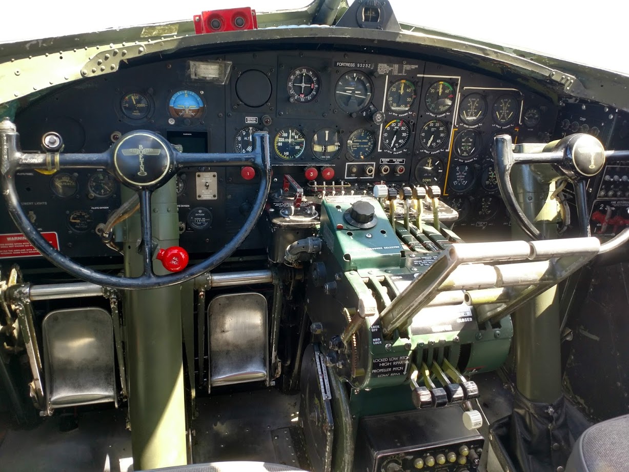 CAF B-17 Cockpit 8-31-19.jpg
